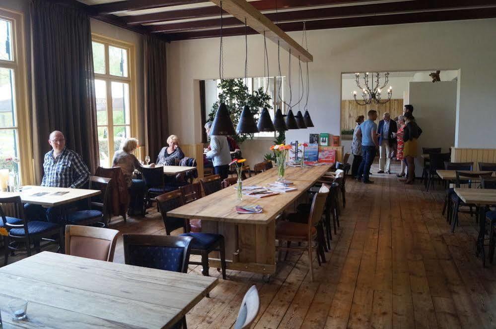 Hotel Restaurant 'De Oorsprong' Sint Nicolaasga Exterior foto