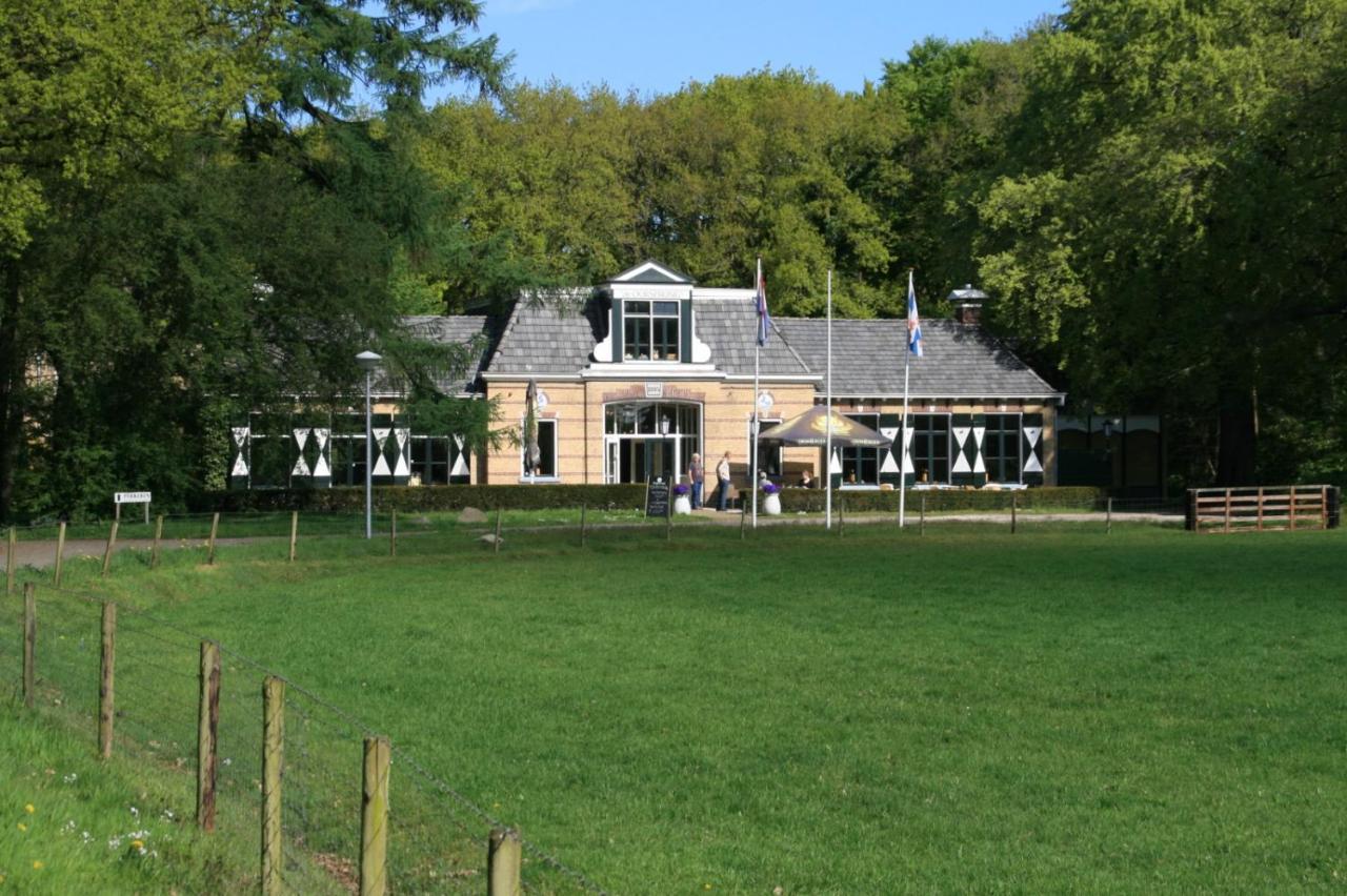 Hotel Restaurant 'De Oorsprong' Sint Nicolaasga Exterior foto